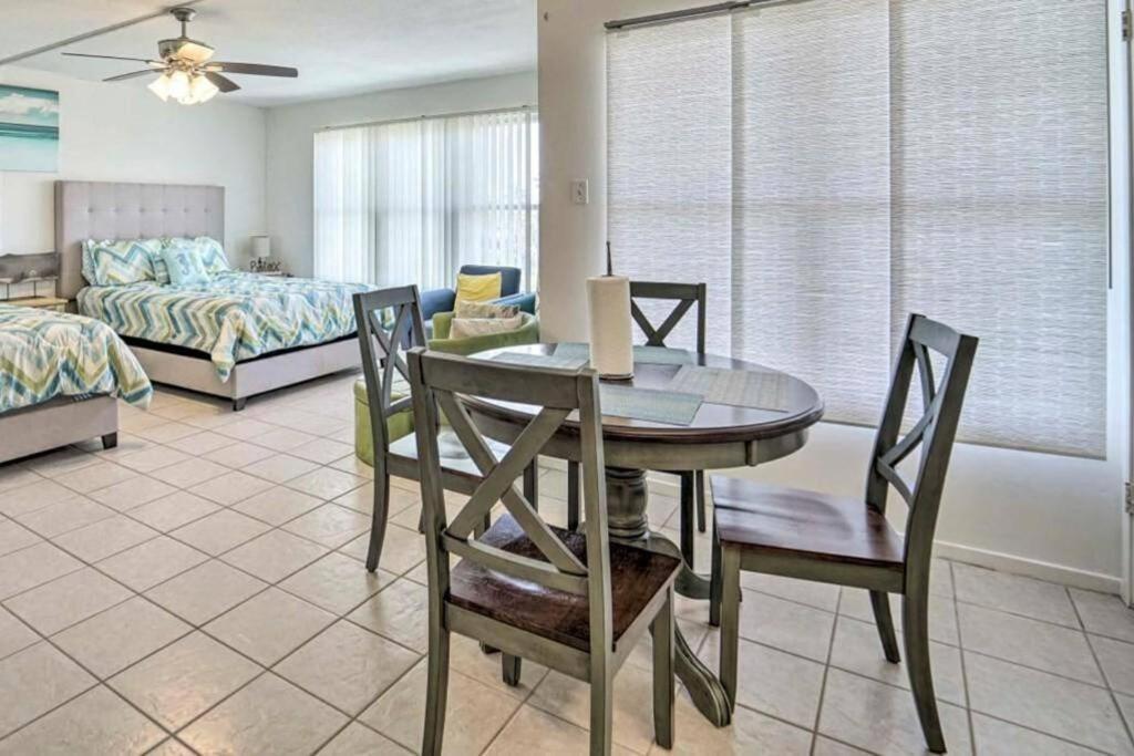 1 Bedroom Studio Near Beach W Pool & Amenities South Padre Island Exteriör bild